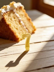 Narozeninová svíčka na dort z včelího vosku – Číslo 7